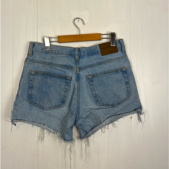 Vintage High Waist Raw Hem Denim Shorts Sz 32 - Picture 6 of 9
